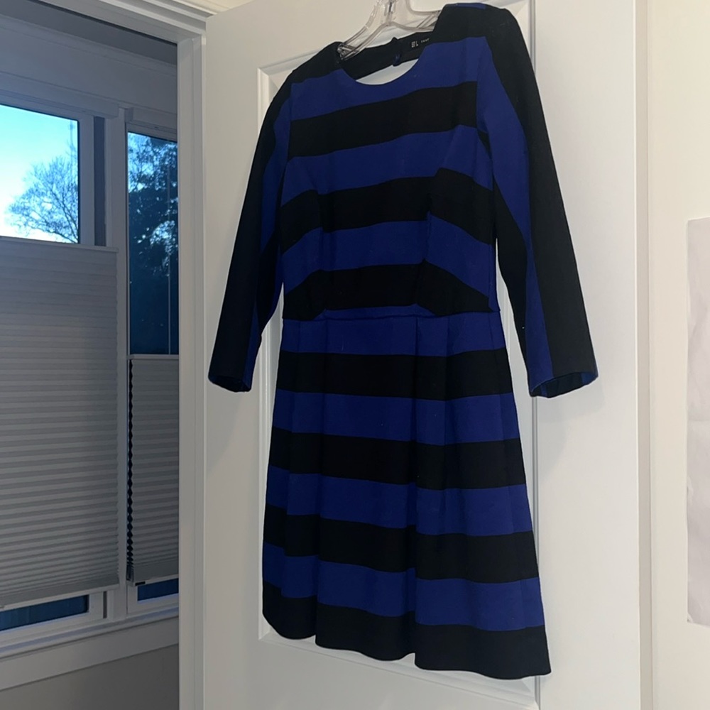 Blue and black Zara dress, keyhole back, pleated skirt
